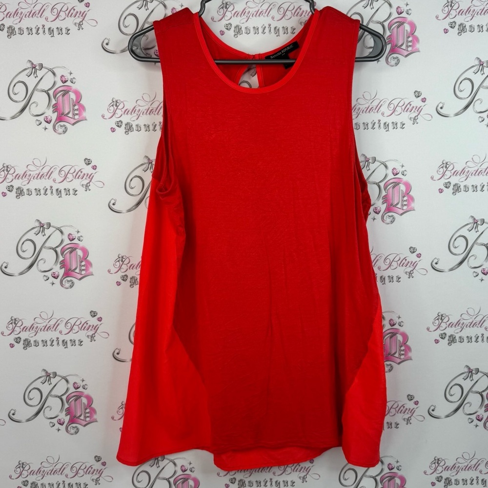 Banana Republic tank top dual color keyhole opening Vibrant Red Tank Top